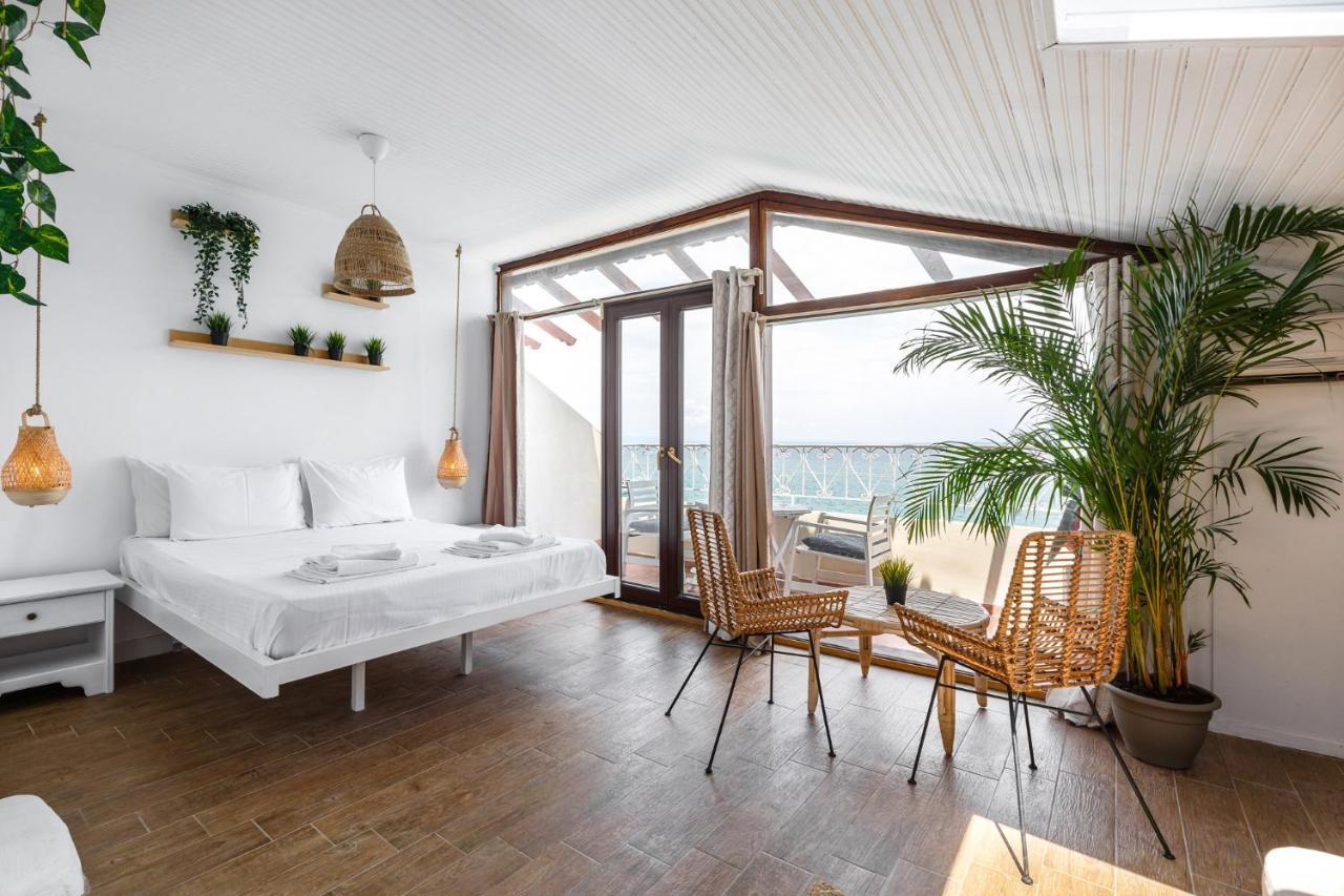 Marabou Hotel 佩科霍里 外观 照片